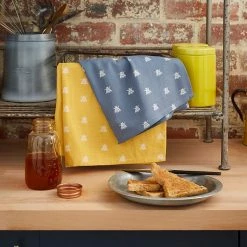 HOME popular shop -HOME popular shop 023BEES Ulster Weavers Pack of Two Bee Tea Towel 1