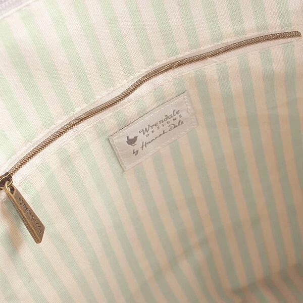 Brand new 💯 Wrendale Designs Hare Everyday Bag 🛒 4 Brand new 💯 Wrendale Designs Hare Everyday Bag 🛒 - Image 2